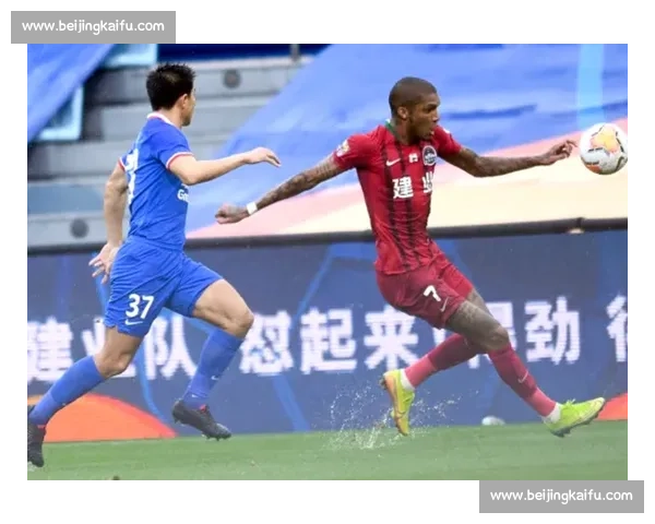 莫斯利对决弗雷斯特巅峰碰撞解析胜负走势与关键看点全面前瞻赛场变数