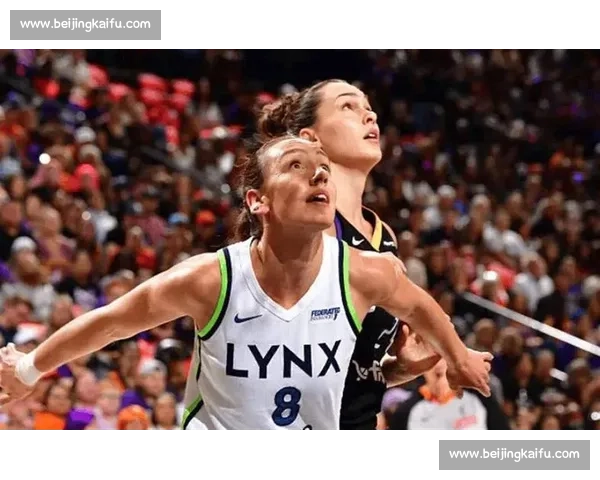 WNBA梦想对决自由强强碰撞掀起季后赛级巅峰焦点大战夜
