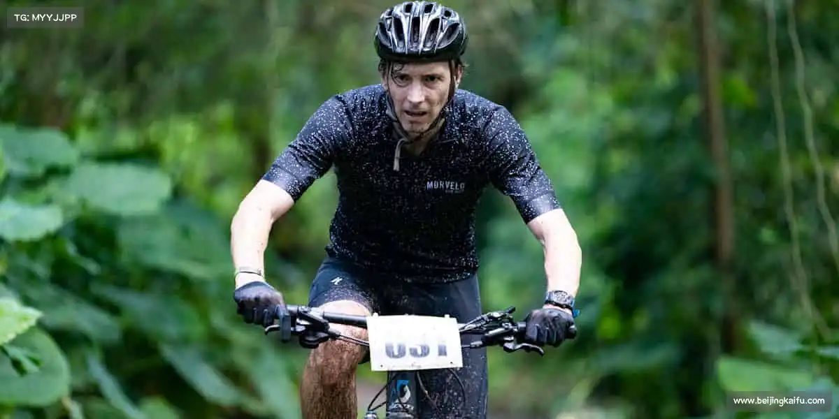 <strong>必一运动</strong>🏓小球转动大梦想，每一拍都全力以赴！